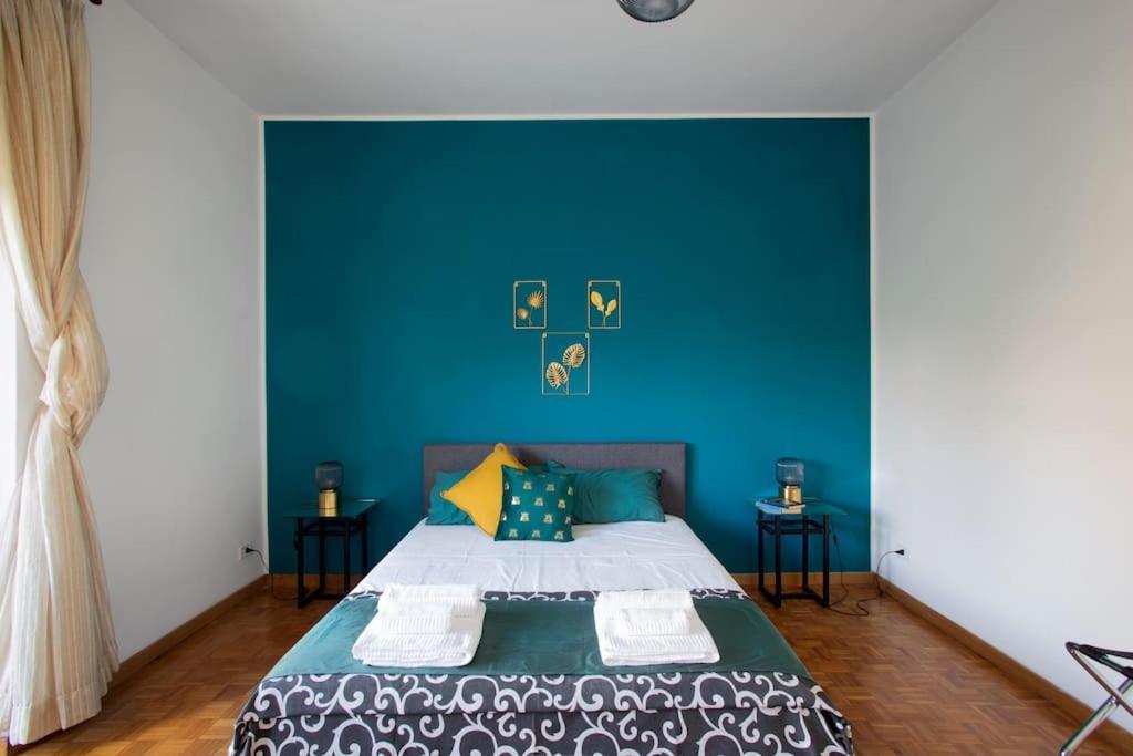Home Bernadette Rome Luaran gambar