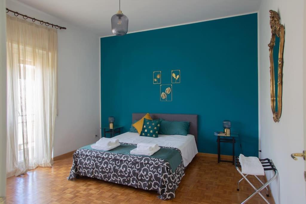 Home Bernadette Rome Luaran gambar