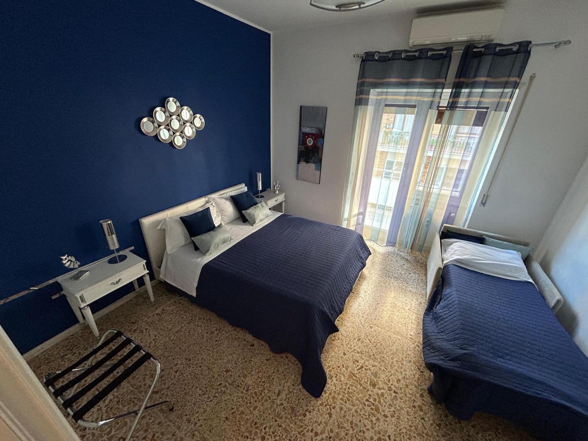 Home Bernadette Rome Luaran gambar
